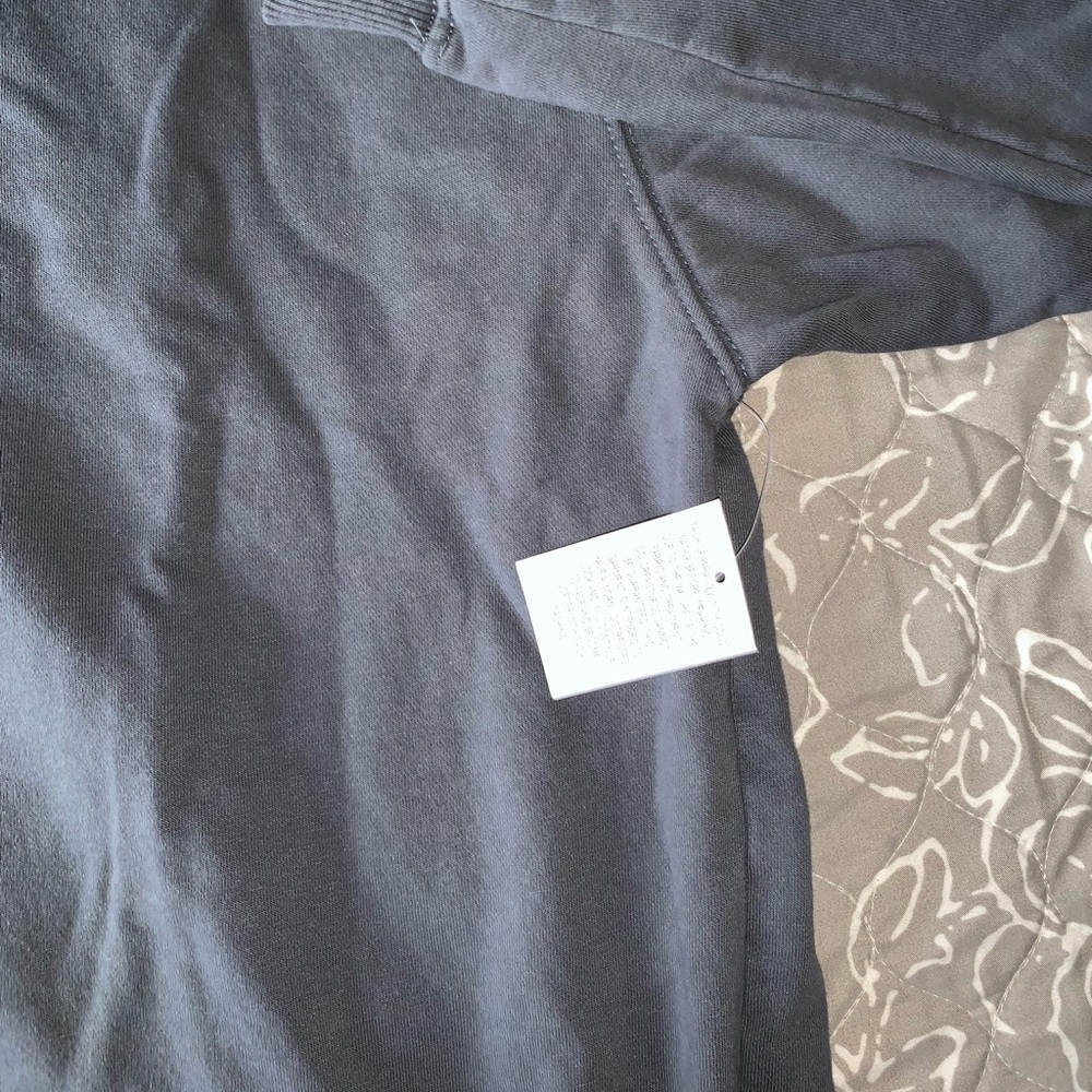 Taylor Swift the Eras Tour Blue crewneck - Picture 4 of 7